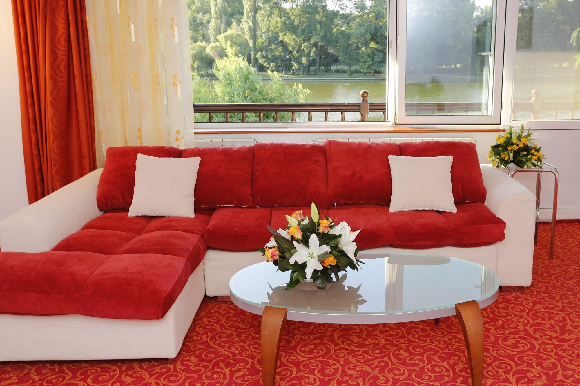 Hotel Herastrau Bükreş Dış mekan fotoğraf