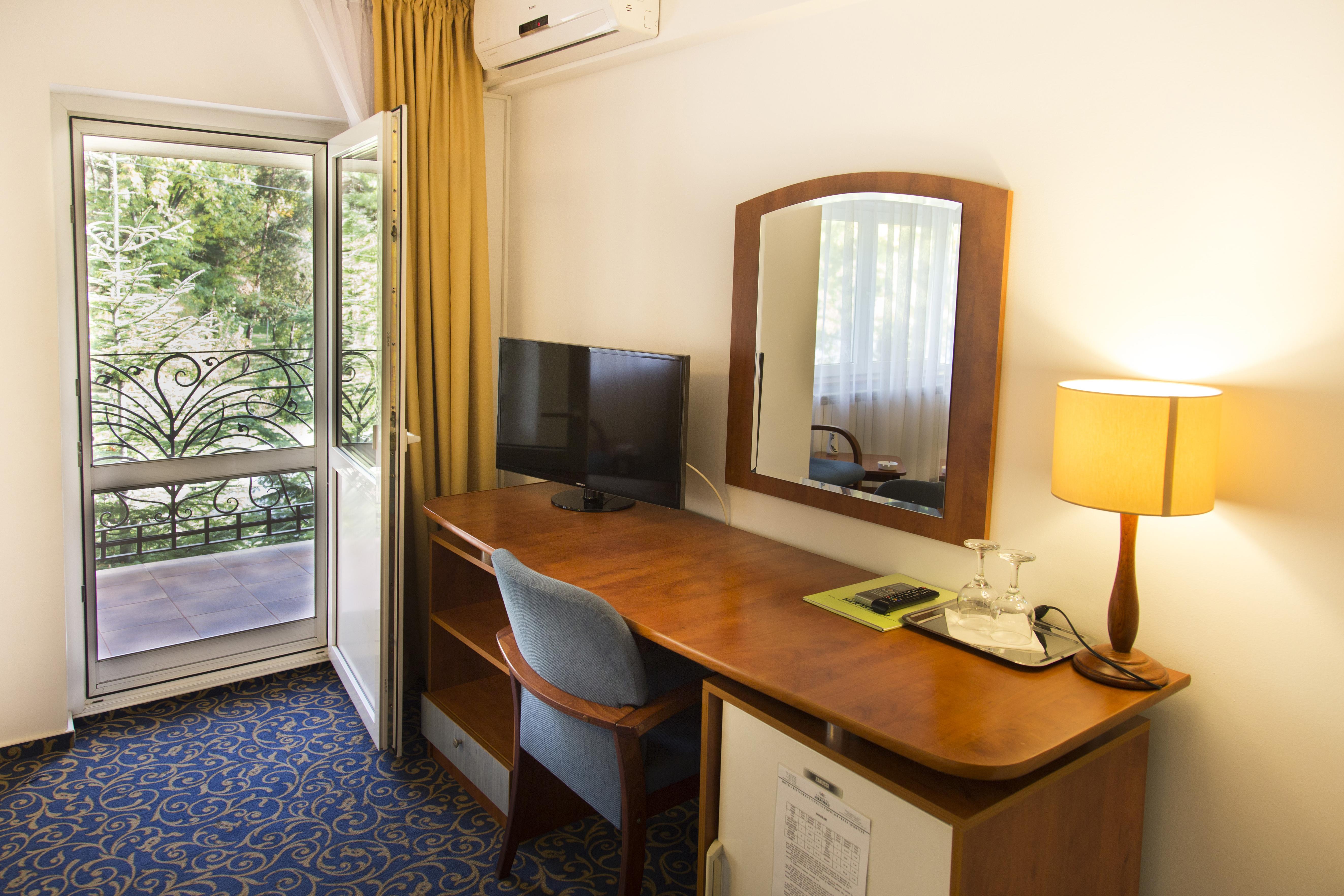 Hotel Herastrau Bükreş Dış mekan fotoğraf