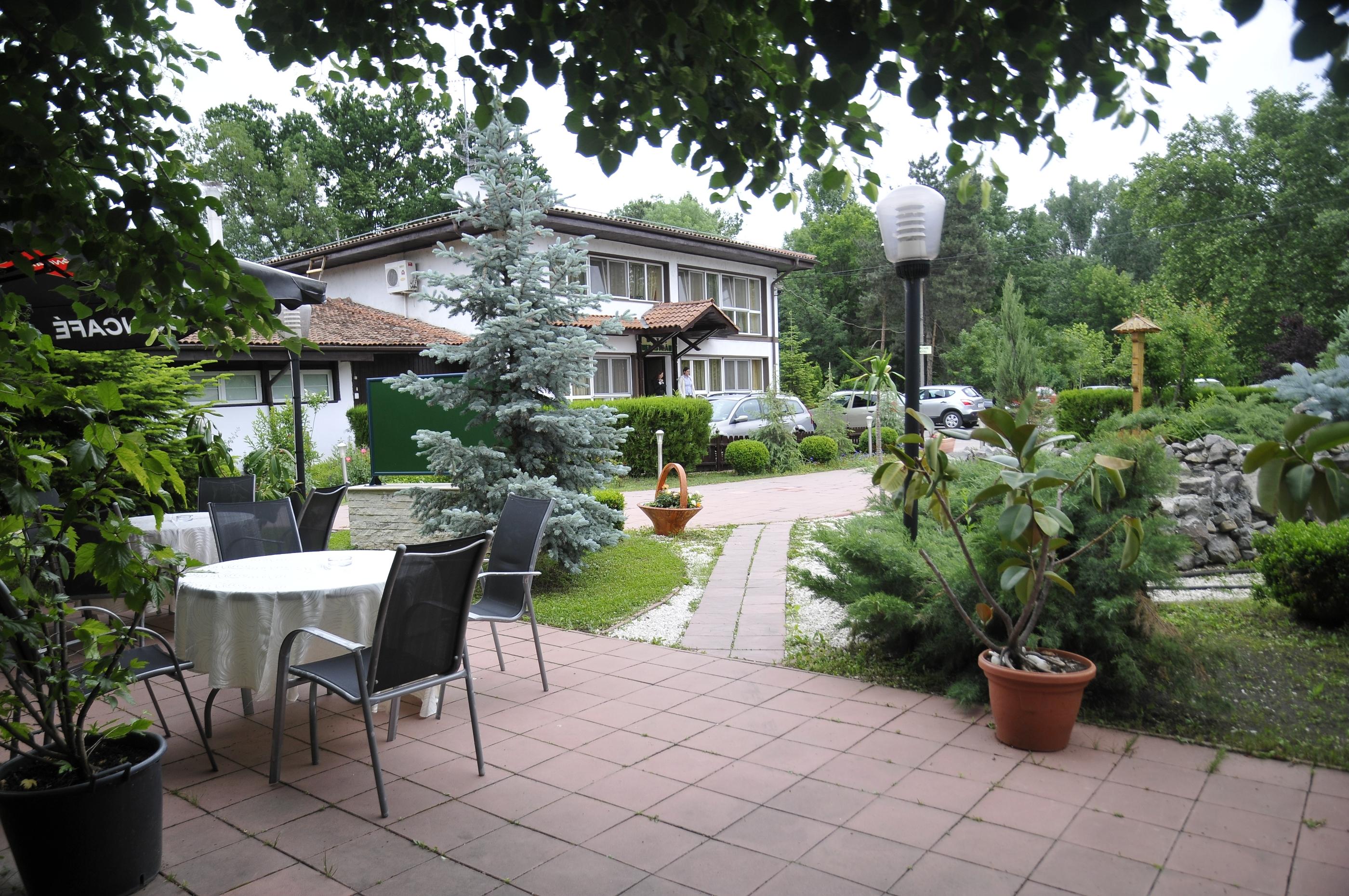 Hotel Herastrau Bükreş Dış mekan fotoğraf