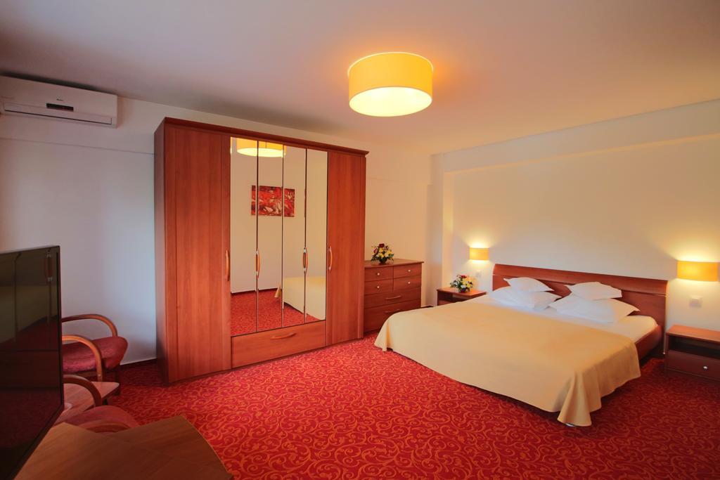 Hotel Herastrau Bükreş Dış mekan fotoğraf