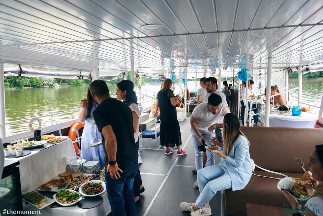 Hotel Herastrau Bükreş Dış mekan fotoğraf
