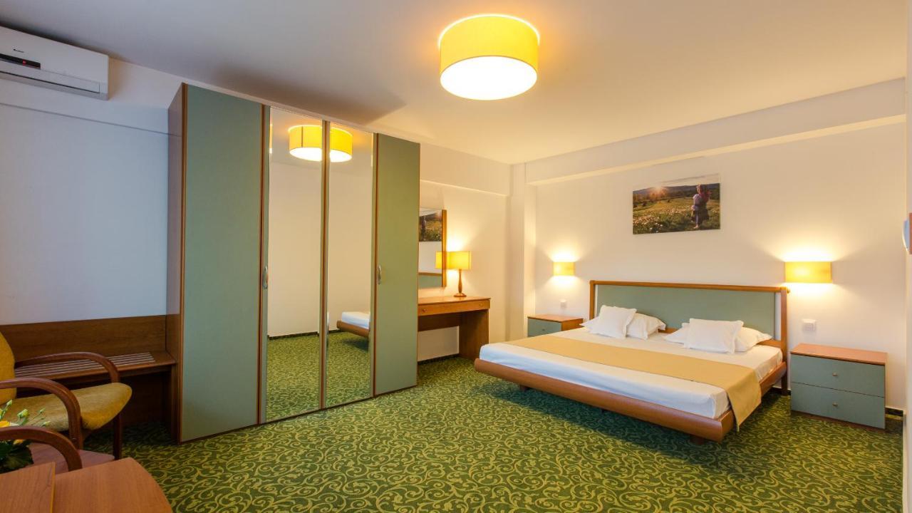 Hotel Herastrau Bükreş Dış mekan fotoğraf